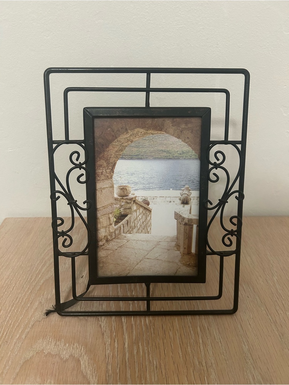 Home Accents Black Ornate Metal Photo Frame 4x6
